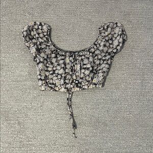 Lily Rose Black and White Daisy Crop Top